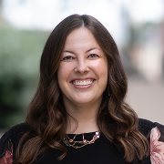 Laura Smith headshot