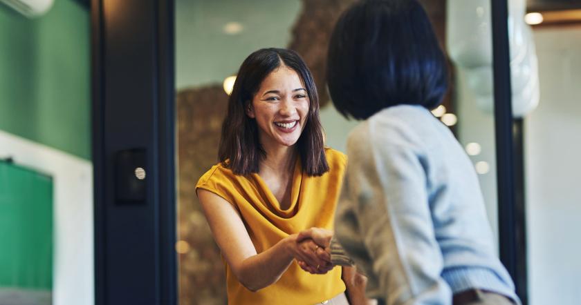 meeting shaking hands fundraising iStock-1591572504 mc crop