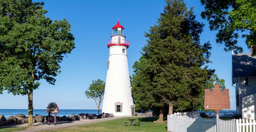 lighthouse Marblehead Lake Erie iStock-1437197578 mc crop.jpg