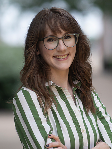 headshot of Emily Anderson