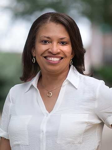 headshot of stacey wilson