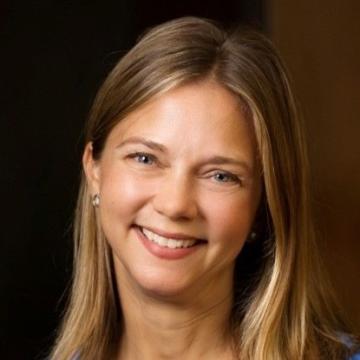 headshot of stacey hren