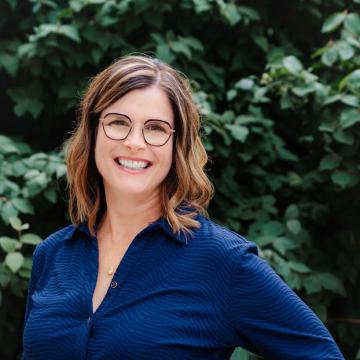 headshot of amy rohling mcgee