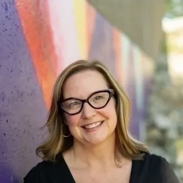 headshot of stacy van gorp